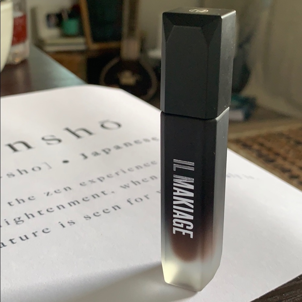 IL Makiage Matte FLIRT Infinity lip cream